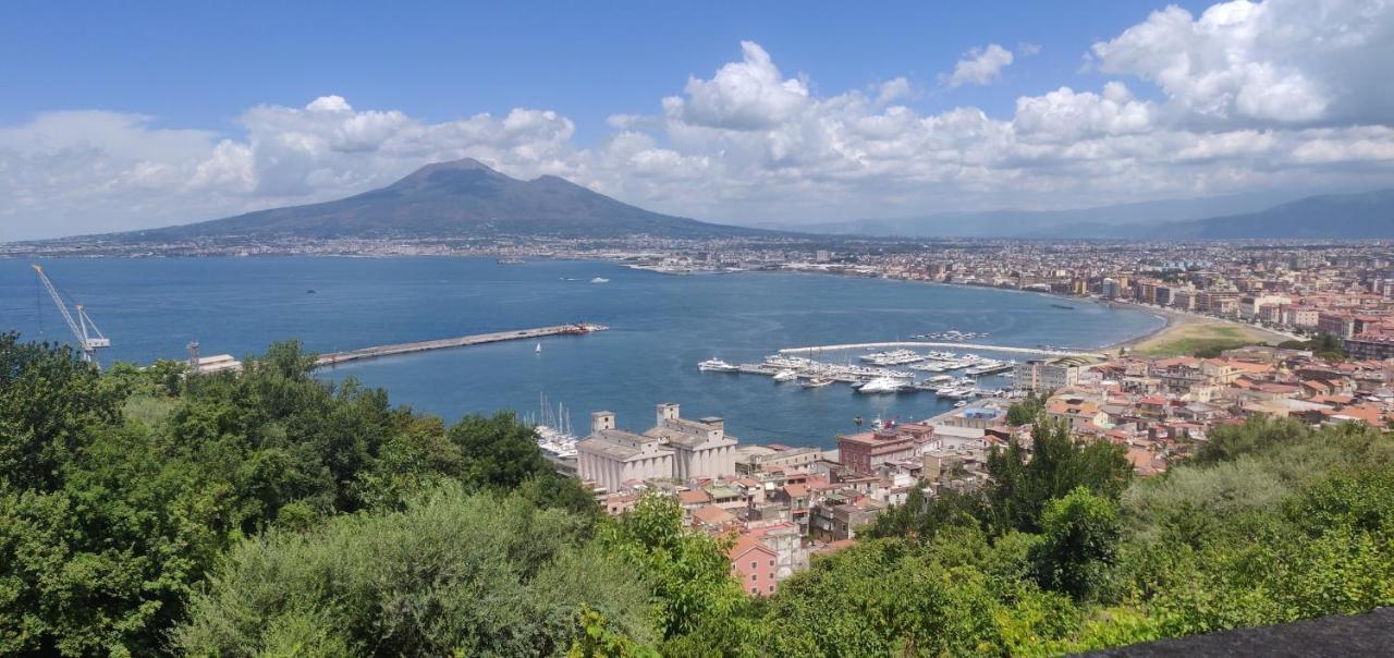 Il Capriccio Apartment Castellammare di Stabia Bagian luar foto